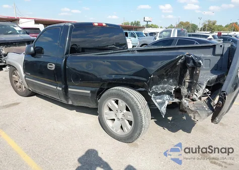 2002 Chevrolet Silverado 1500 из США, поврежденный, VIN 1GCEC14W72Z148839